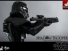 hot-toys-shadow-trooper-08