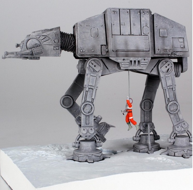 Gentle Giant AT-AT Bookends Exclusive Luke