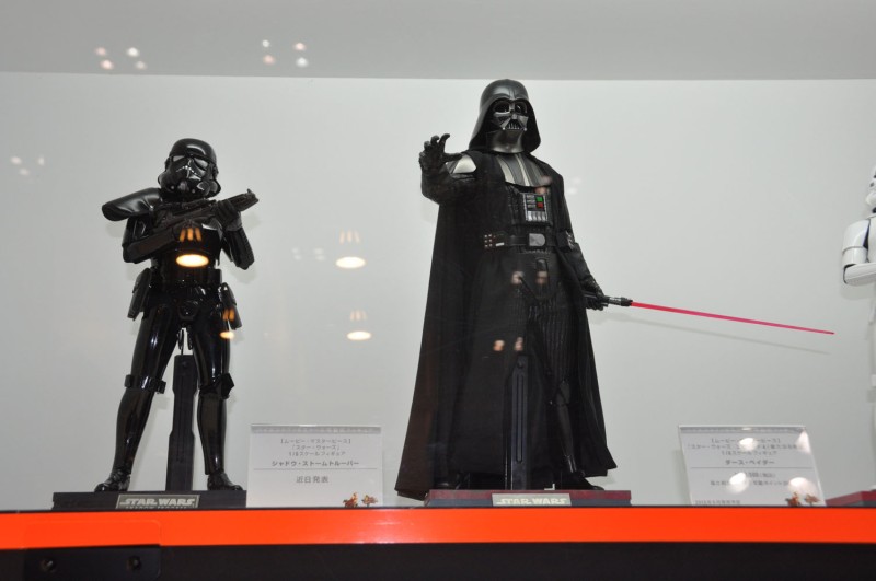 Hot Toys Darth Vader Shadow Stormtrooper