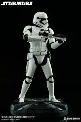 Sideshow Premium Format First Oorder Stormtrooper 03