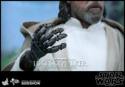 Hot Toys TFA Luke Skywalker