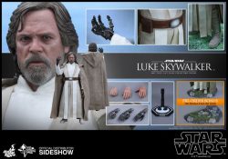 Hot Toys TFA Luke Skywalker