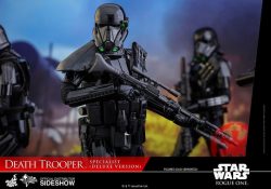 Hot Toys Death Trooper Specialist Deluxe 02