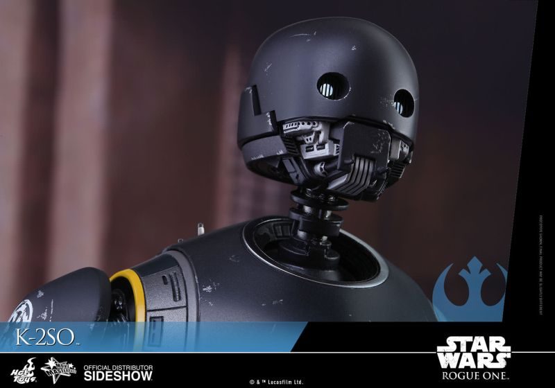 Hot Toys K-2SO 04