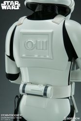 Sideshow Legendary Scale Stormtrooper 04