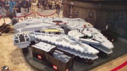Star Wars Celebration Orlando 2017 Lego Millennium Falcon 04
