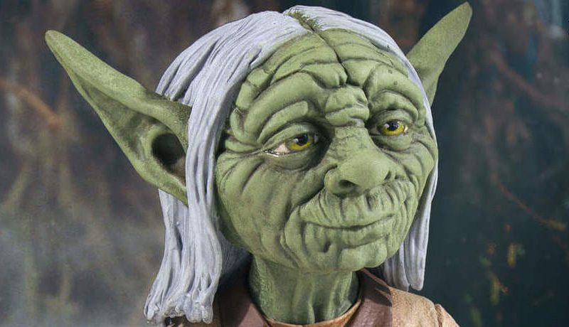 GG SDCC RMQ Yoda Mini Bust Banner